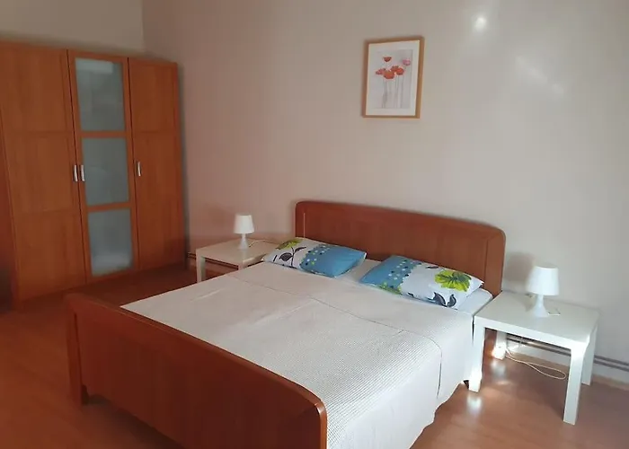 Neli Apartamento *