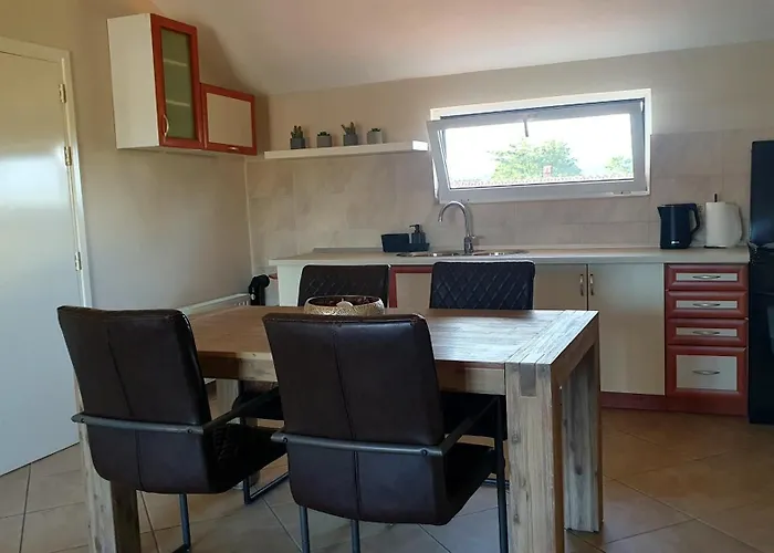 Neli Apartamento *