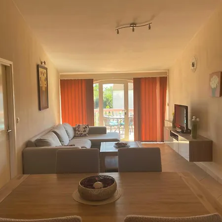 Neli Apartament Polaca